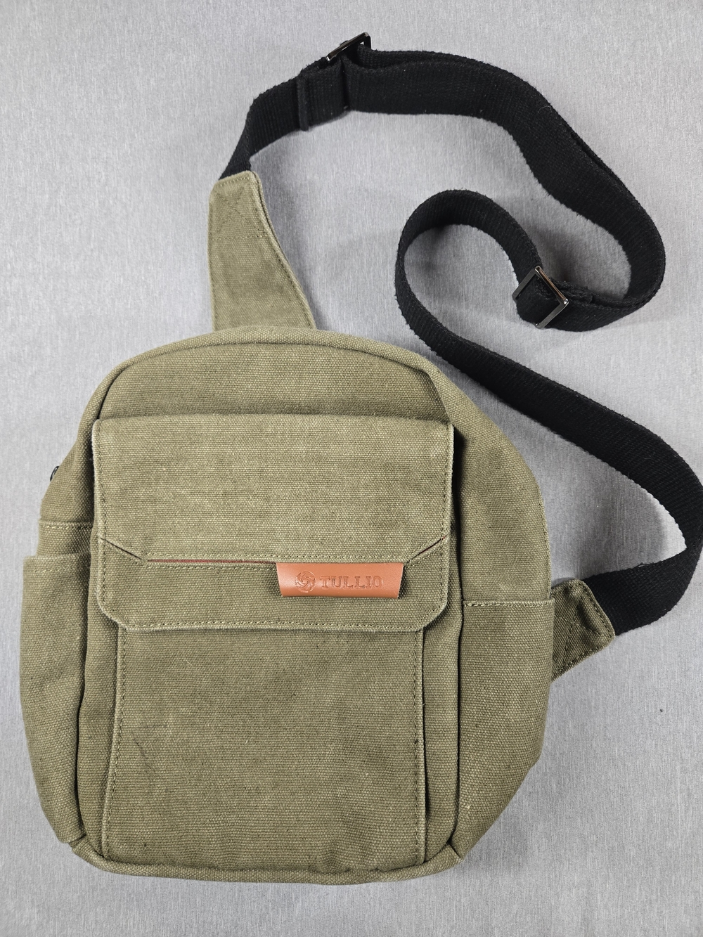 TULLIO Small Camera Bag